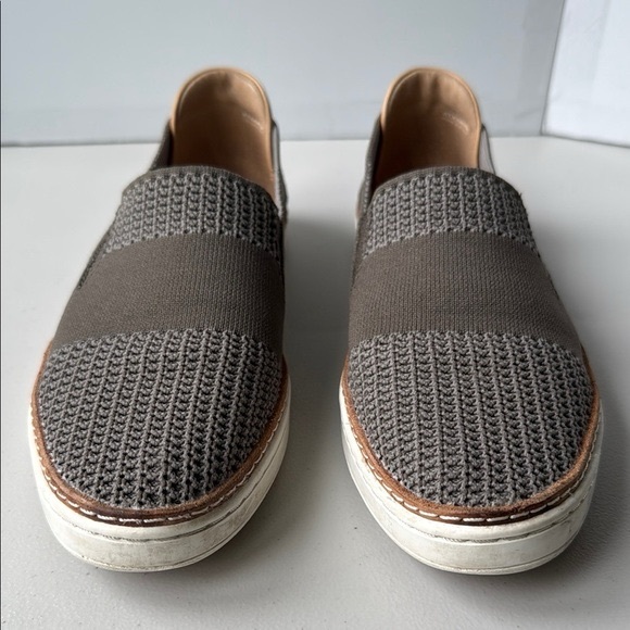 UGG Army Green Sammy Slip-On Shoes - Picture 6 of 16